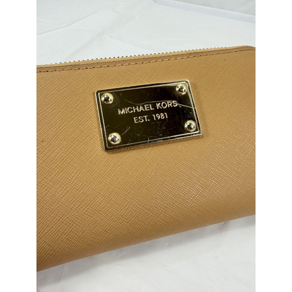 Michael Kors Leather Zip Around Wristlet Wallet butterscotch yellow - Picture 4 of 11